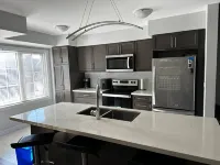 Cozy Whitby Retreat - 2 Bedroom Private House Hotels in Ajax