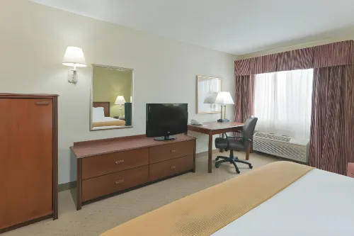 Holiday Inn Express 埃文斯維爾 - 韋斯特