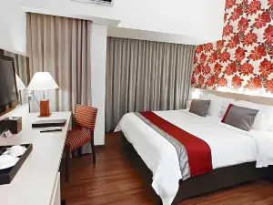 Solo Paragon Hotel & Residence