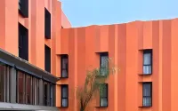 Grand Metro Hotel Puncak Hotel dekat BASECAMP PUTRI GEDE PANGRANGO(IBU Hj)