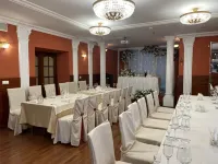 Albert Hotel - Hotel and Restaurant Complex