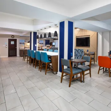 Holiday Inn Express & Suites SUMTER by IHG