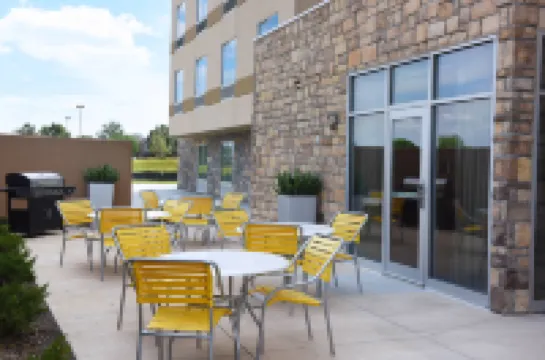 Fairfield Inn & Suites Omaha Papillion Hotels in Papillion