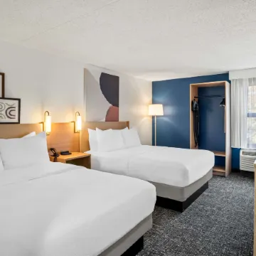 Spark by Hilton Stevensville