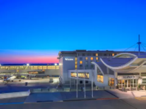 The Westin Detroit Metropolitan Airport Hotels in Romulus