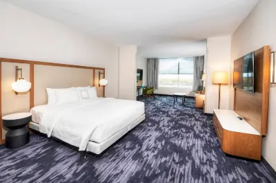Fairfield Inn & Suites Ottawa Airport Hotels in 