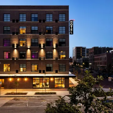Moxy Omaha Downtown