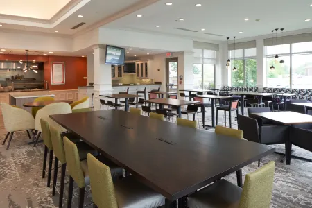 Hilton Garden Inn Evansville