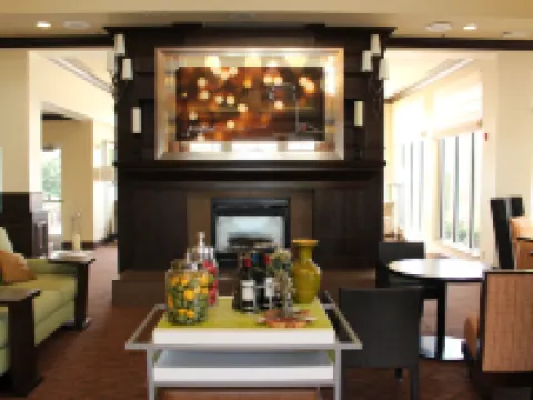 克洛維斯希爾頓花園酒店 克洛維斯酒店