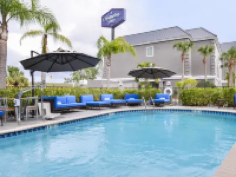Hampton Inn Vero Beach Hotels in Indian River County