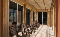 Stylish Top Floor for Beach Fun and or SpaceX Enthusiast Starship Launches