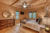 Cozy 2-Bedroom Cabin with WiFi, Firepit, and More in Blairsville! Hotels near Beasley Knob OHV Area