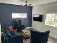 Unique Cherry Hill ADU 2 Minutes from Mid-town and Downtown CdA. .