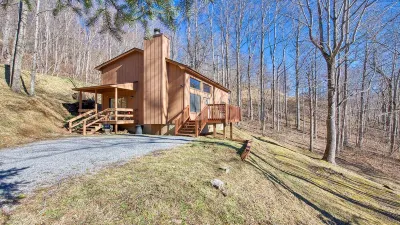 Unwind by the Great Smoky Mountain-New listing