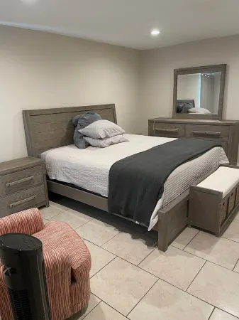 Comfortable Single Family Home with Ample Space  in center of SWFL