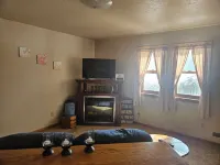 Ledgestone Farms-Quiet Country Apartment