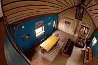 The Combat Fisherman. Entire house. One block to the Beaverhead. Walk to bars/fo