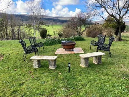 Private Country Retreat Taradale Valley Tumbarumba in Snowy Mtns Foothills Отели в г. Тамбарамба