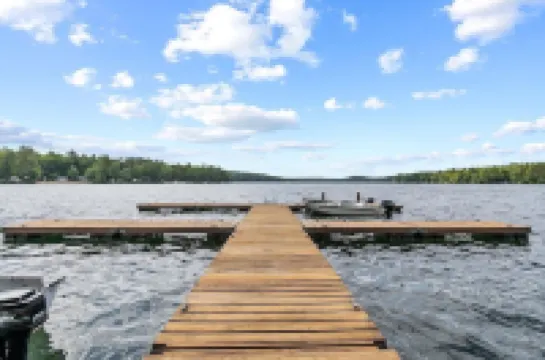 Spacious Trickey Moose Family Retreat - Woodstove, Firepit, Kayaks, Water Access