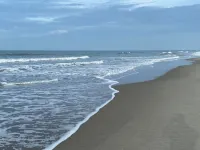 Beachski's Bungalow 2 Bedroom, 2 Bath with Pool and Tennis, Privat Beach Access! Hotels in Lockwoods Folly