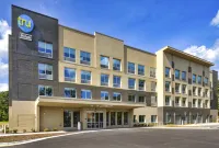 Tru by Hilton Raleigh Durham Airport - Airport Shuttle