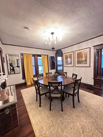 Serenity 3-bed marble bath historic district of Dayton 5min downtown 5min U.D