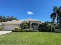 Coastal Charmer in the Sebastian Highlands