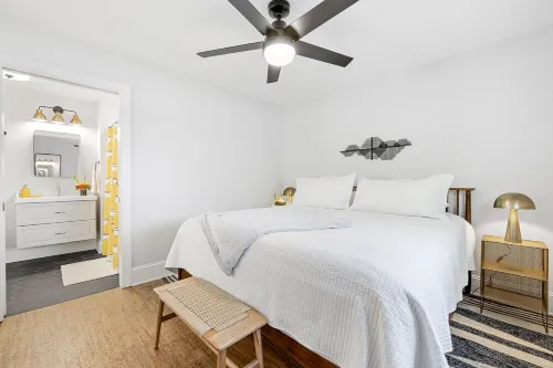 The Rosemary Flat NEW 1BR St. Elmo 10 min to Chattanooga and Lookout Mtn FUN