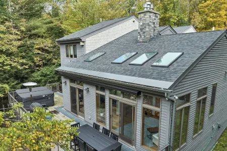 Unique Jackson's Jewel!