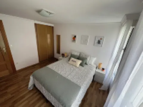 Charming 2-bedroom apartment with AC, WiFi in lovely Granada Hotels in Genil