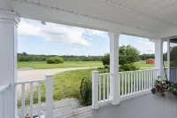 Peaceful Suite in a Farm Setting-20 Mins to Ocean-Unit 4- Abbott Brook Inn