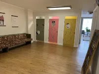 *STAY & PLAY* 5000 sq. Gym, Custom Master & Loft!