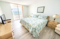 Beachfront Vacation Rental, Beautiful Views from the 3rd story balcony.