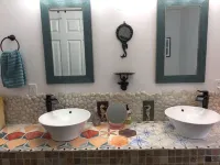 Unique cottage on Cape Cod Bay