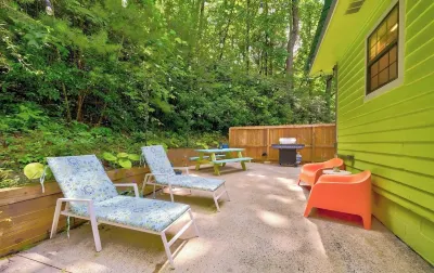 Minutes→Downtown🎵KingSuite🎵Dogs Welcome🎵EVCharger Hotels in 