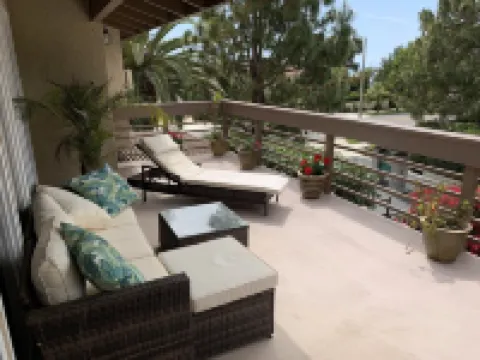 Beautiful Home - Great Location!! ~ Borders San Clemente, Ocean View  STR14-0140