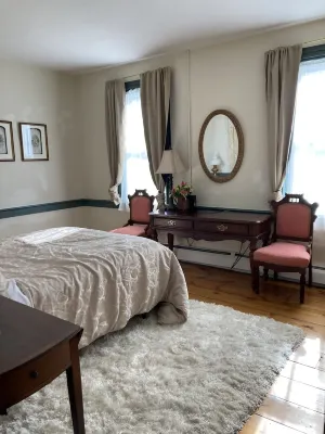 House on Town Square-Experience an Early 1800s House and All of Its Charm! Các khách sạn ở Jonestown