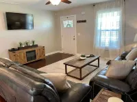 Stylish Richmond Home. Near EKU and Downtown