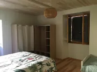 La Maison de LAZ, Gîte de caractère, with swimming pool.