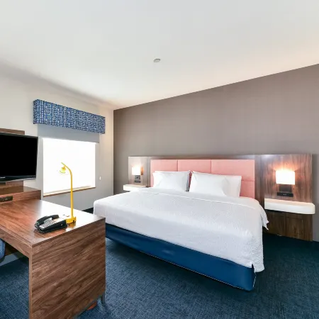 Hampton Inn & Suites Pittsburg