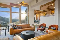 Luxury Chalet in Bryce Resort / Pet Friendly