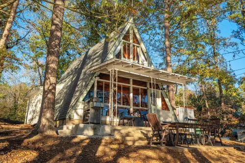 The Cozy Cove A Unique and Unforgettable Experience on Lake Hamilton 파이니 호텔