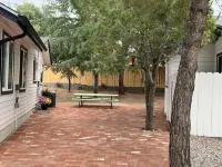 2-bedroom cottage just 7 minutes from Viejas Casino