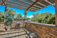 Fallbrook Tuscan villa oasis!