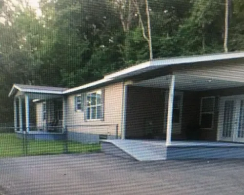 Centrally located between Bryson City, Sylva and Cherokee.5 mins to the Casino. Hotels in Qualla