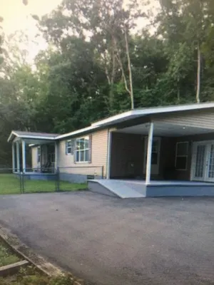 Centrally located between Bryson City, Sylva and Cherokee.5 mins to the Casino.