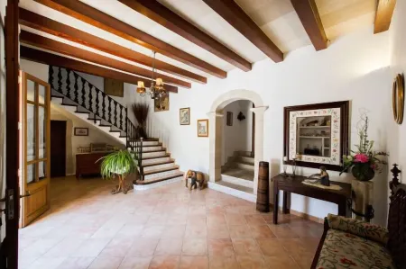 Spectacular house for 10 people with air conditioning, private pool, wifi Отели рядом с достопримечательностью «Castillo de Santueri»