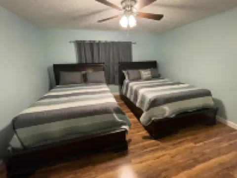 Rockhouse hillside retreat