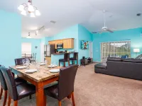 Luxury lake and conservation view home, new upgraded kitchen appliances فنادق في كليرمونت