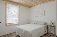 Completely renovated 2 bedroom apartment in quaint Celina - Wifi